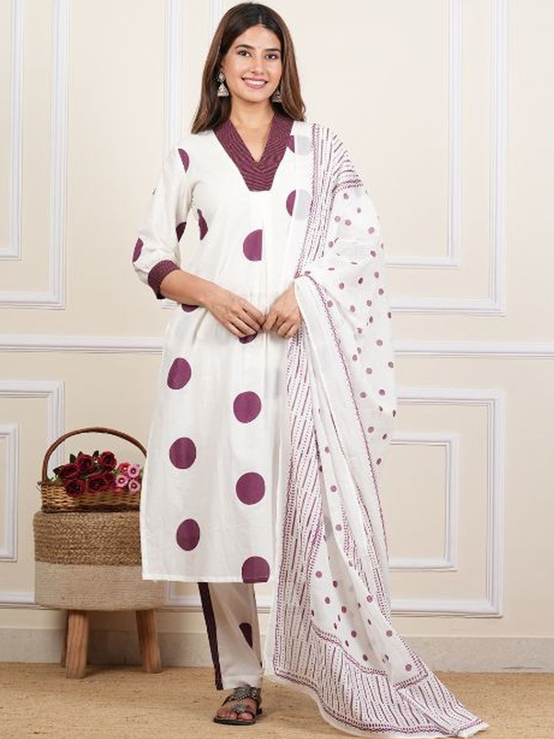 Dhiyona KL Women Printed Regular Pure Cotton Kurta with Trousers & With Dupatta