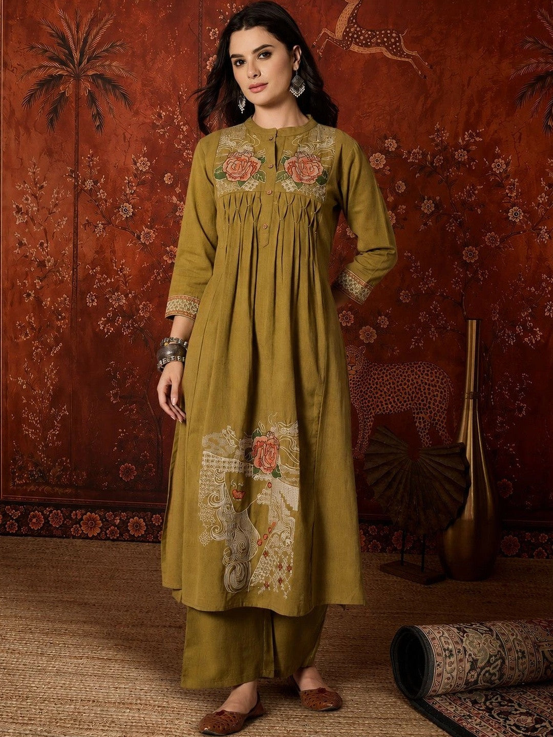 Women Floral Embroidered Empire Thread Work Kurta with Palazzos