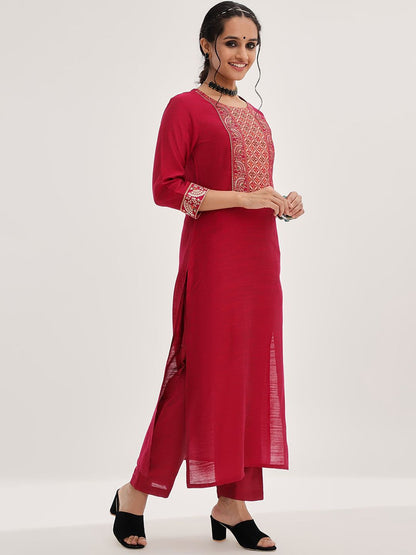 Dhiyona VA Women'sEthnic Motifs Yoke Design Straight Kurta & Trousers With Dupatta
