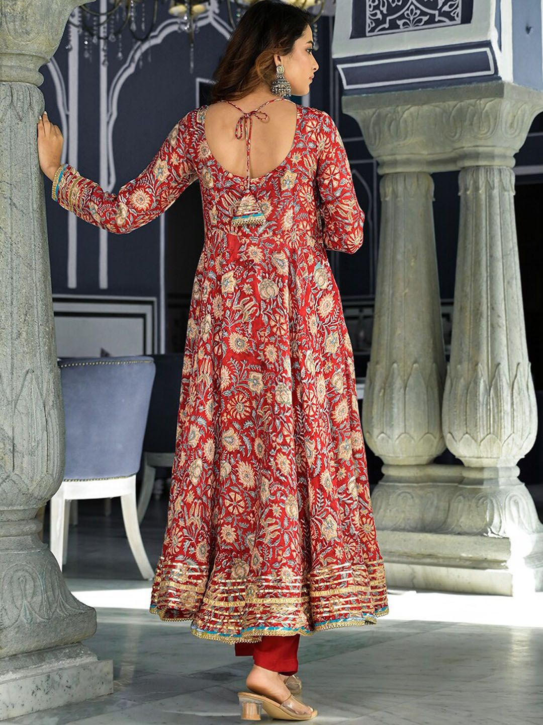 Dhiyona KL Floral Printed Thread Work Anarkali Kurta & Trousers With Dupatta