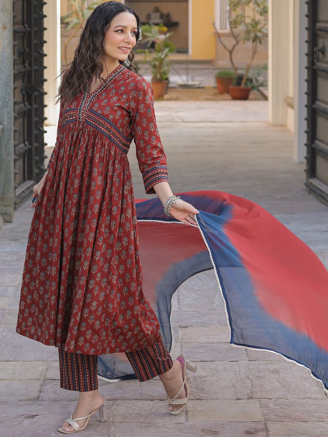 Dhiyona RR Women's Printed Empire Sequinned Pure Cotton Kurta with Trousers & Dupatta
