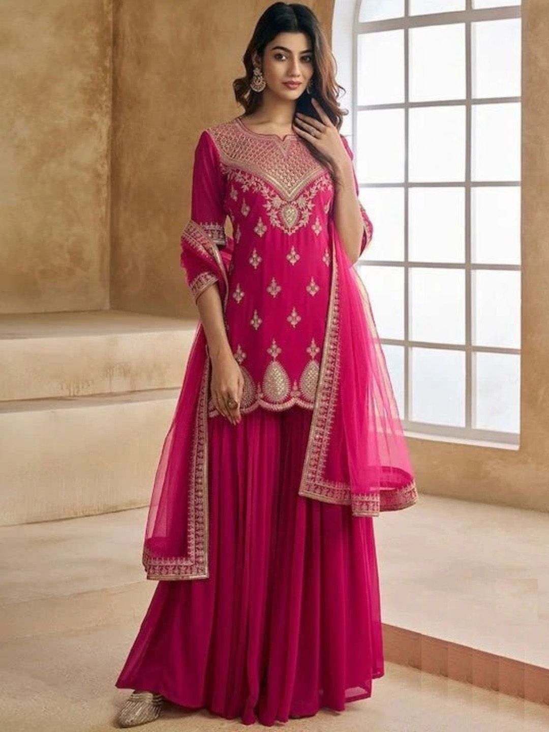 Dhiyona KL Women Ethnic Motifs Embroidered Regular Thread Work Kurti with Palazzos & Dupatta