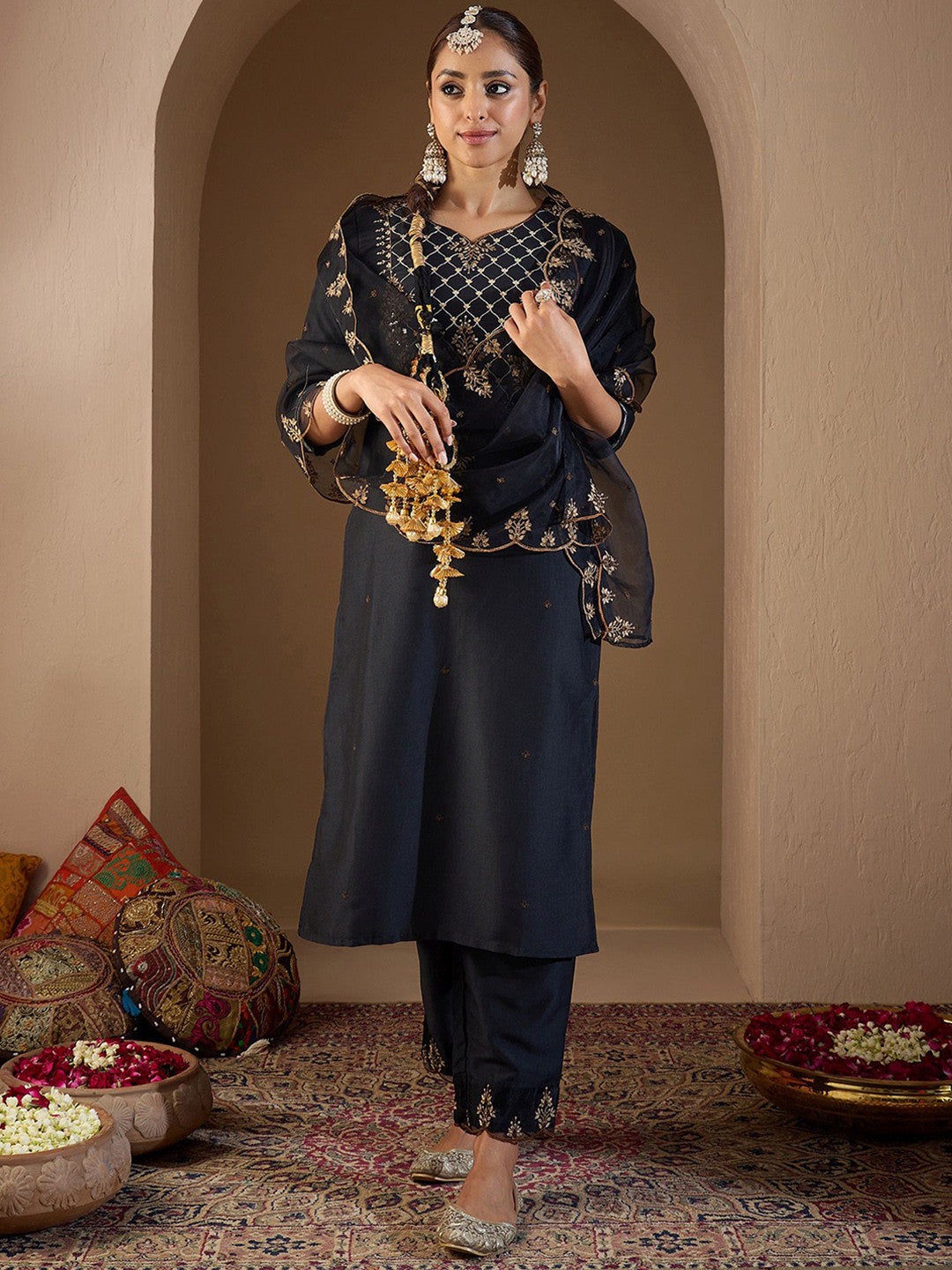 Women Embroidered Regular Liva Kurta with Trousers & With Dupatta
