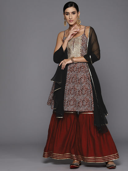 Women Dyed Regular Thread Work Kurta with Sharara & With Dupatta