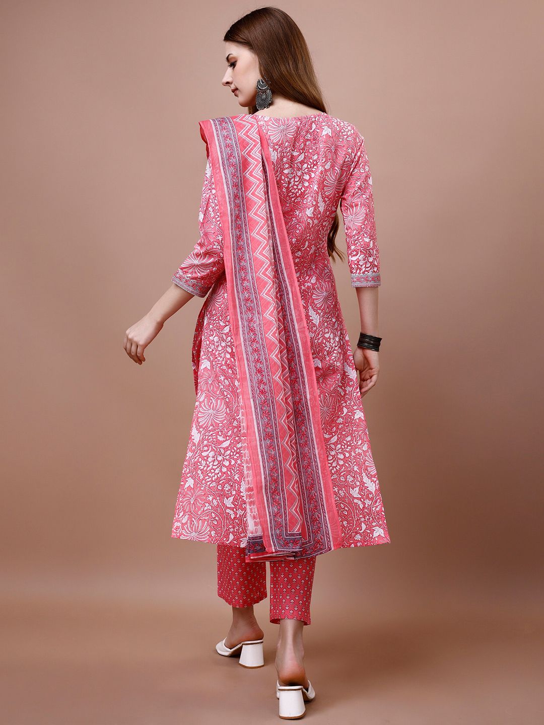 Dhiyona IS Women's Floral Printed Round Neck Pure Cotton Kurta with Trousers & Dupatta