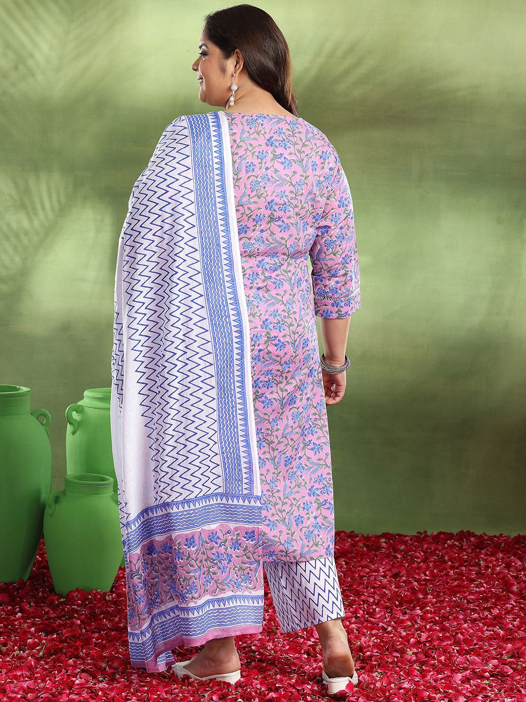 Dhiyona Women's Plus Size Floral Printed Pure Cotton Straight Kurta Trousers & Dupatta