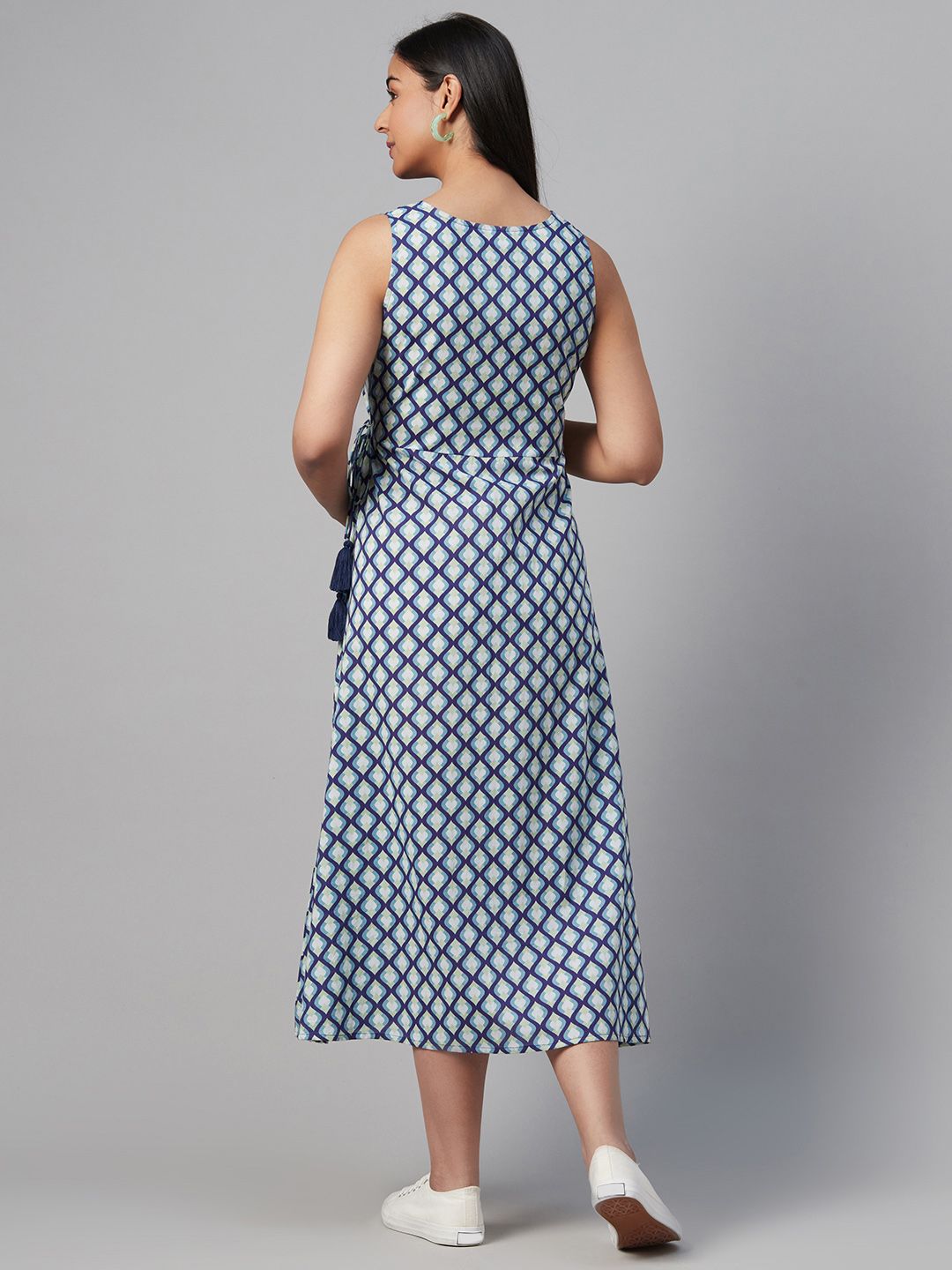 Dhiyona AY Women's Blue & White Printed Maternity Wrap Dress