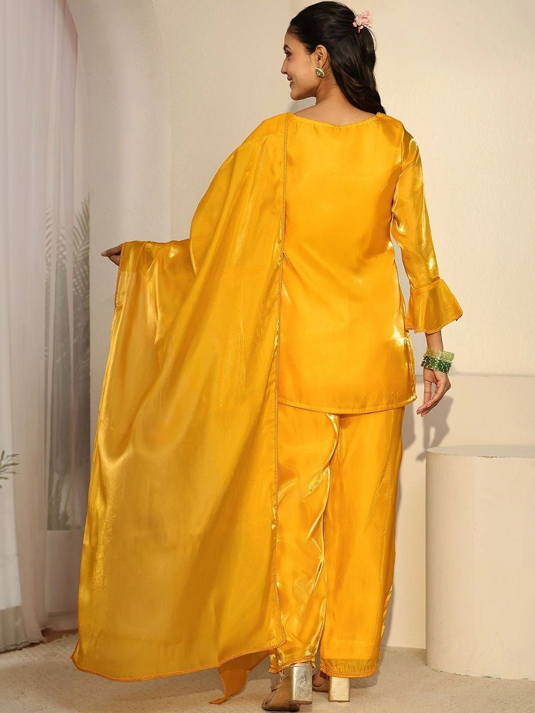 Women Regular Kurta with Palazzos & With Dupatta