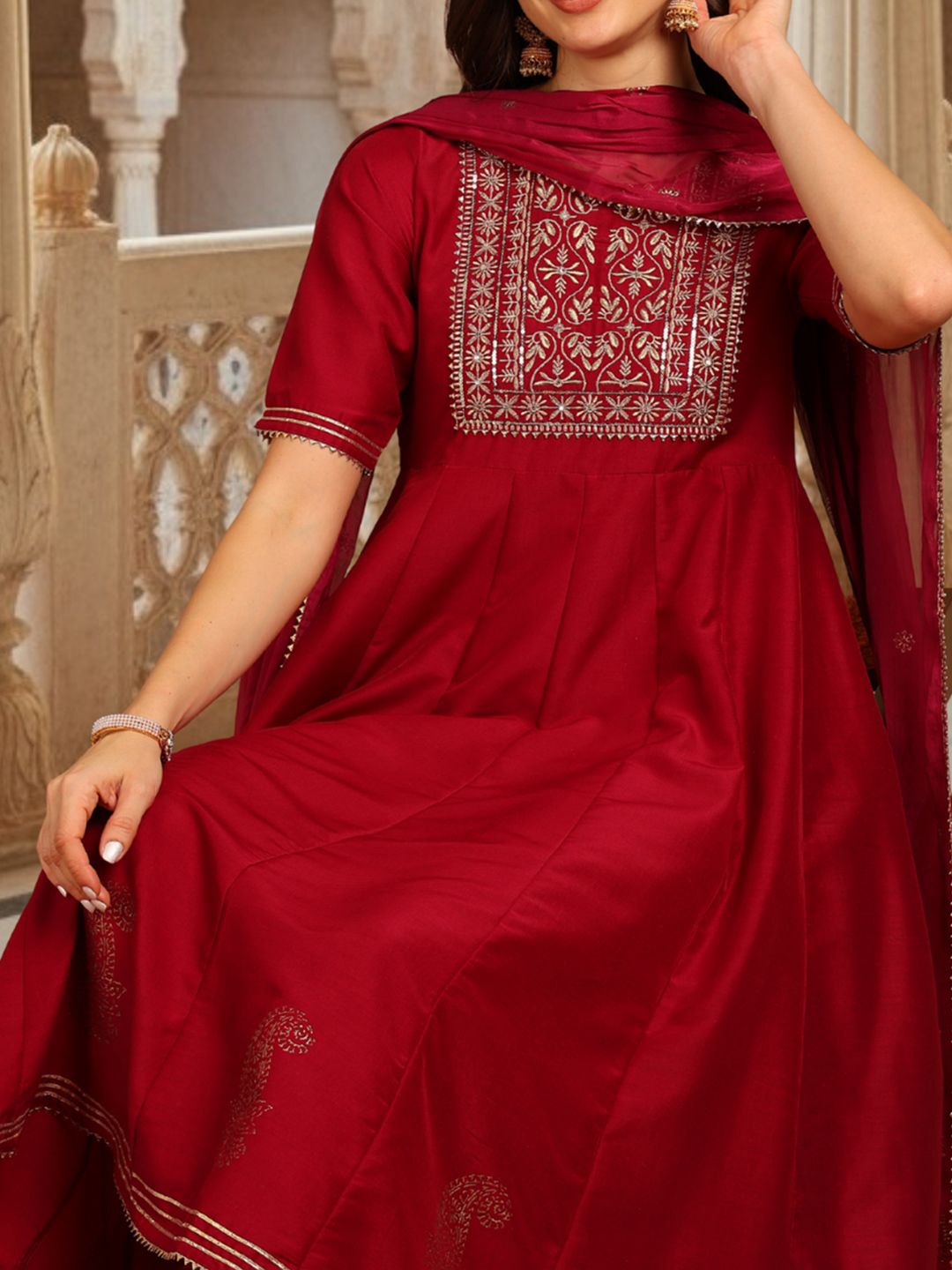 Dhiyona KL Ethnic Motifs Yoke Design Thread Work Anarkali Kurta With Trouser & Dupatta