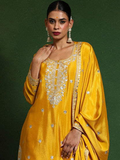 Dhiyona VA Floral Embroidered Zari Work Straight Kurta With Palazzos & Dupatta