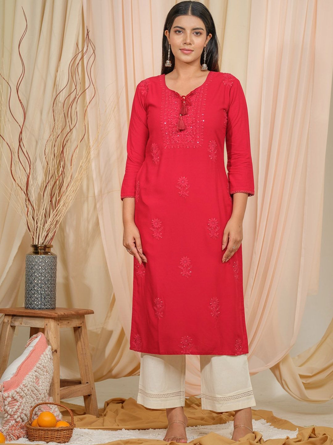 Dhiyona OD  Floral Embroidered Tie-Up Neck Thread Work Straight Kurta