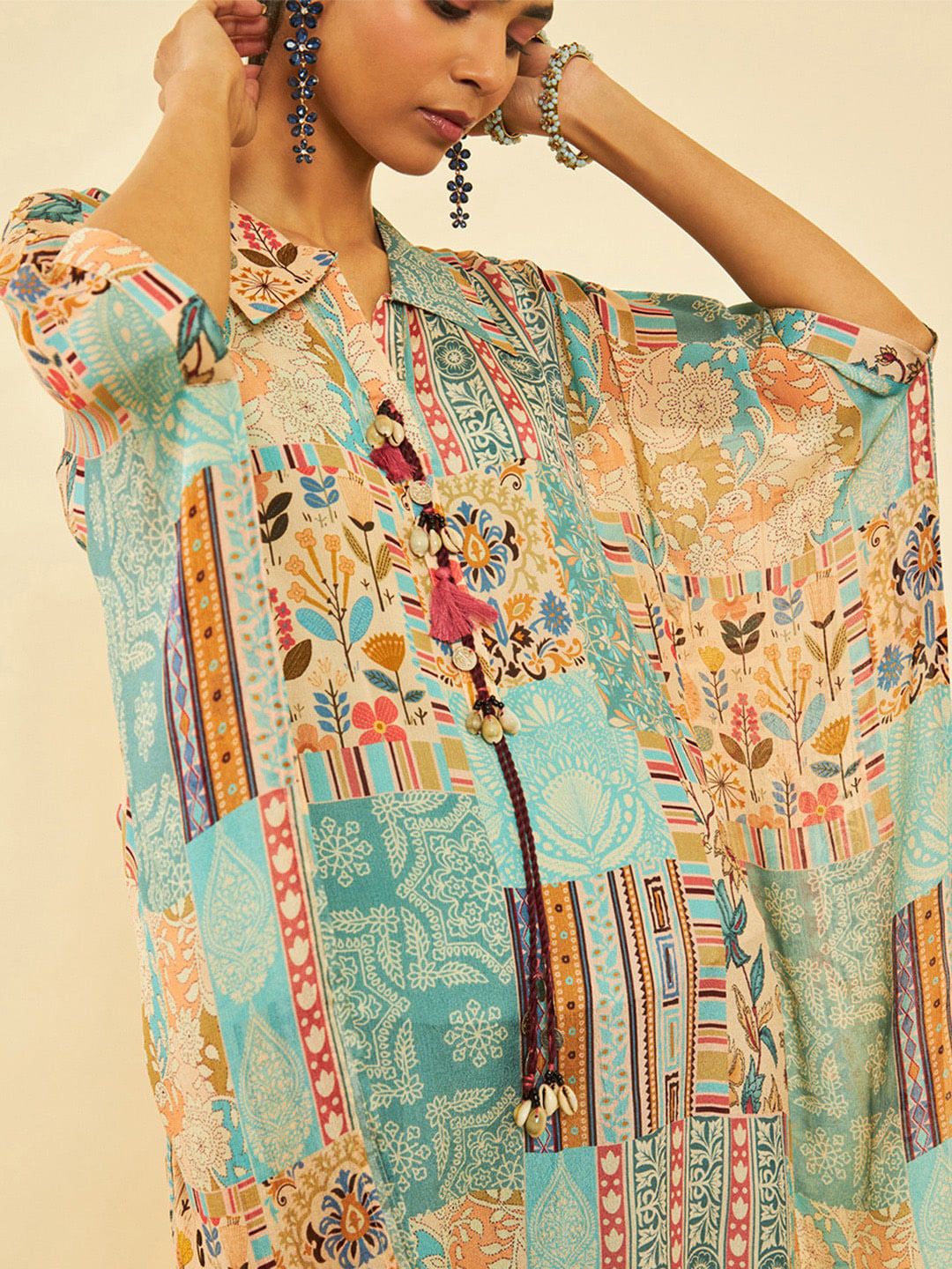 Dhiyona SO Women's Blue Floral Printed Pure Cotton Kaftan Kurta With Inner & Trouser