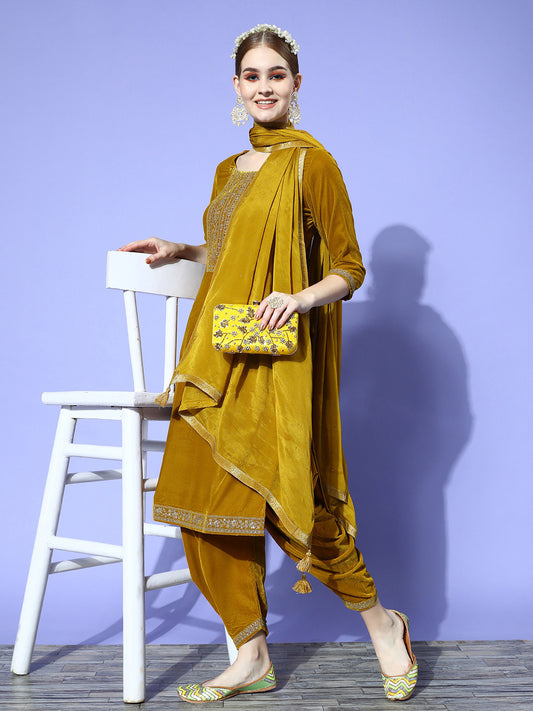 Women Floral Velvet Fusion Bottom Kurta Set