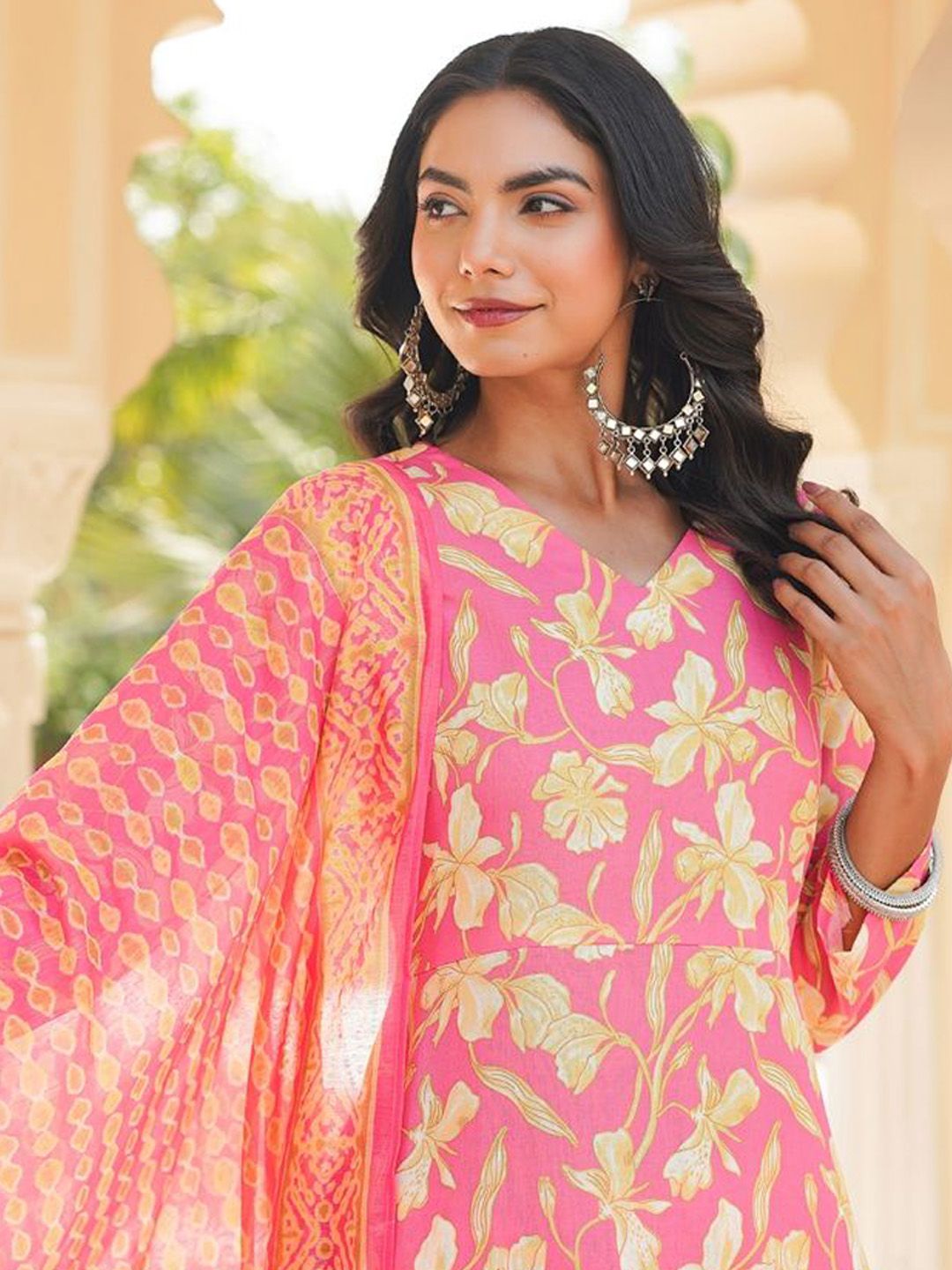 Dhiyona KL Women Floral Printed Kurta with Palazzo & Dupatta