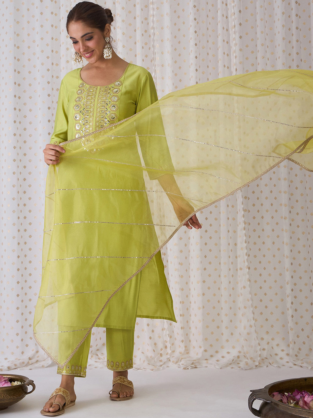 Geometric Embroidered Round Neck Liva Straight Kurta with Trousers & Dupatta