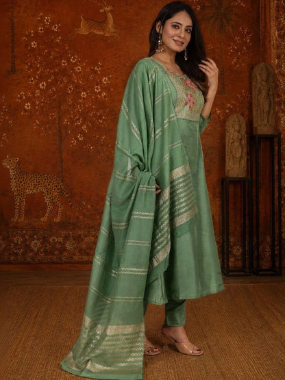 Women Floral Embroidered Empire Sequinned Kurta with Trousers & With Dupatta