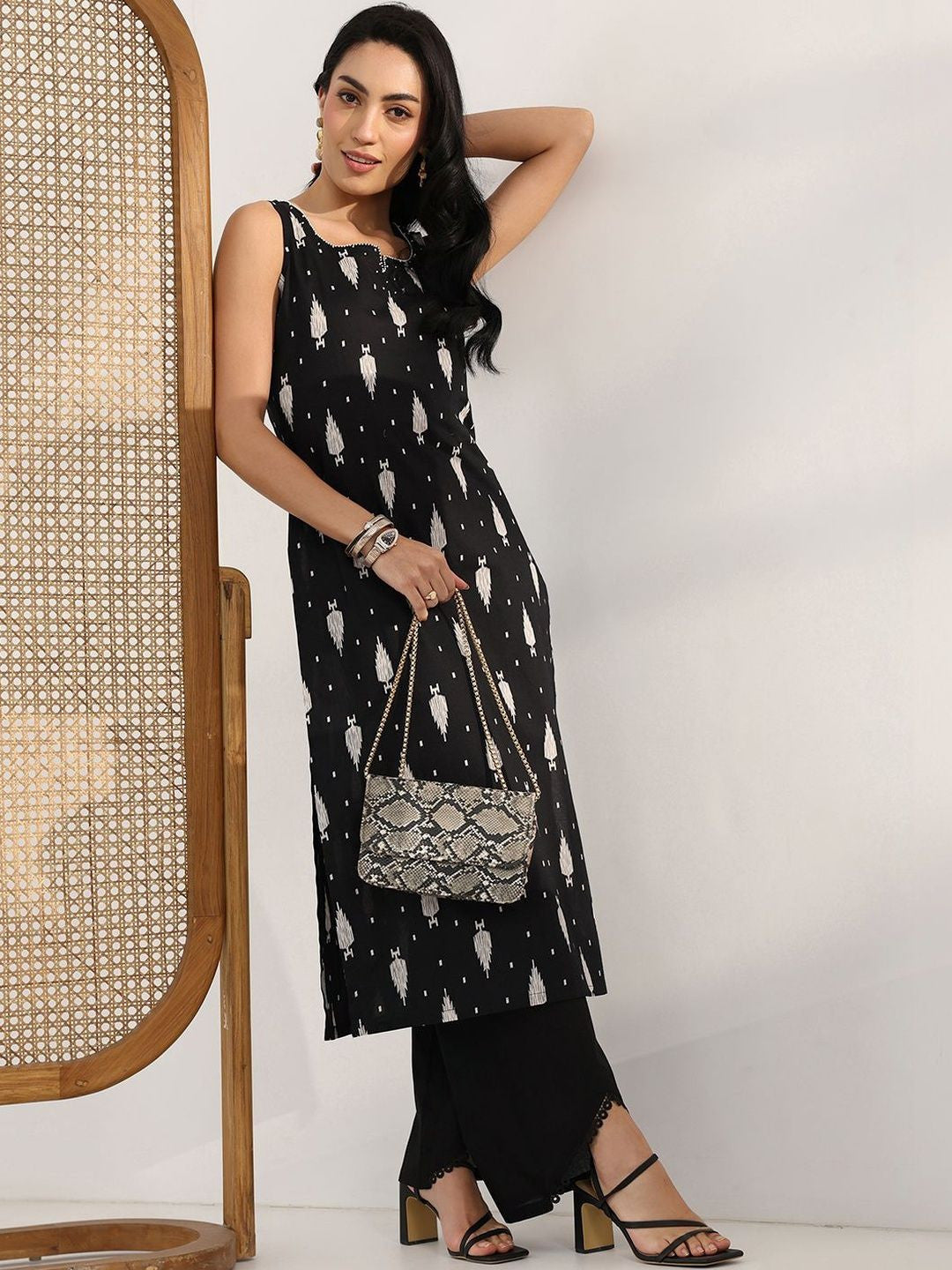 Women Ethnic Motifs Printed Regular Kurta with Palazzos