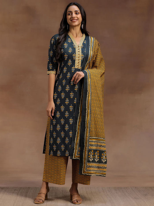 Women Floral Printed Regular Kurta with Palazzos & With Dupatta
