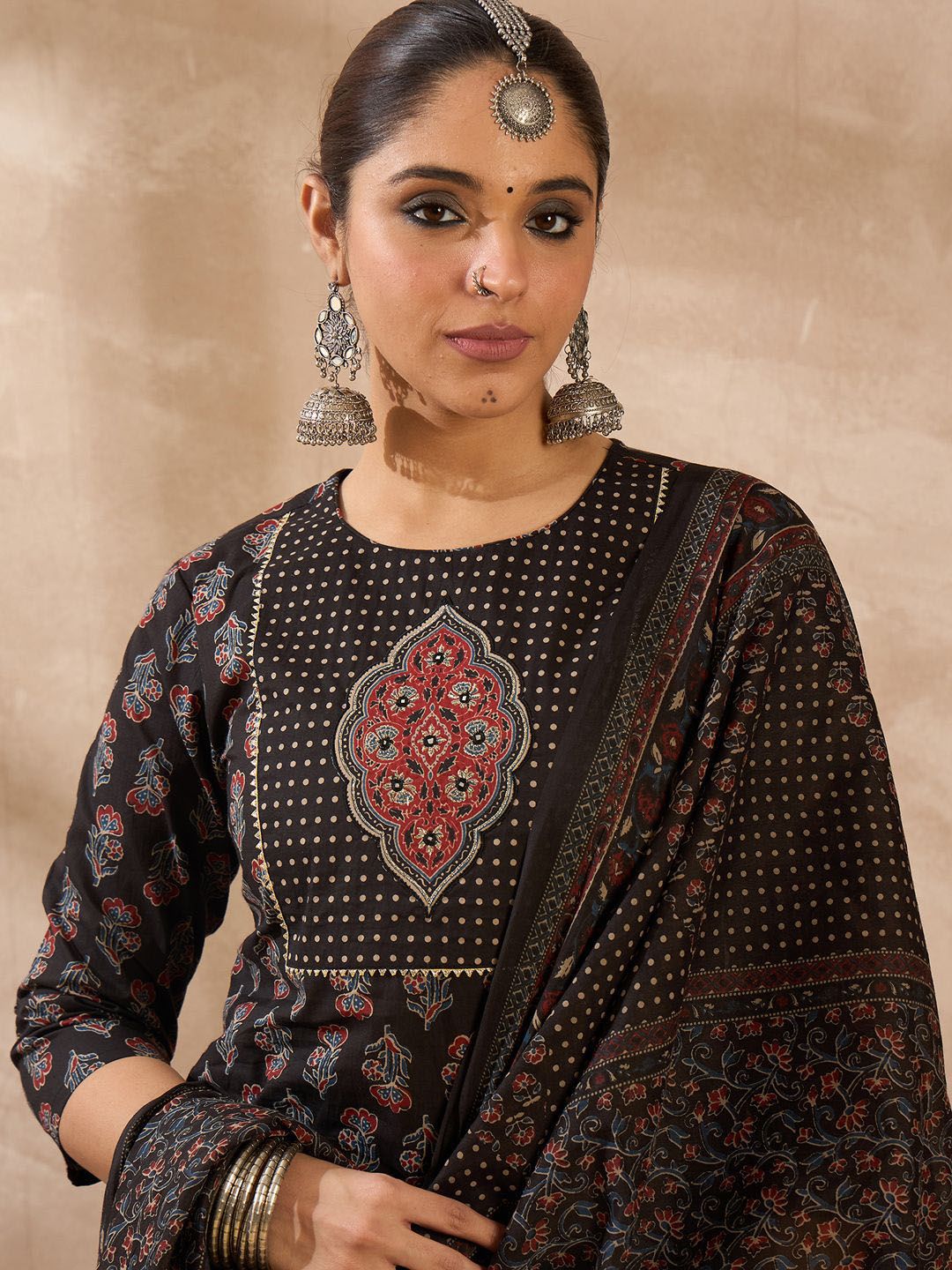Women Ethnic Motifs Printed Regular Thread Work Pure Cotton Kurta with Trousers & With Dupatta
