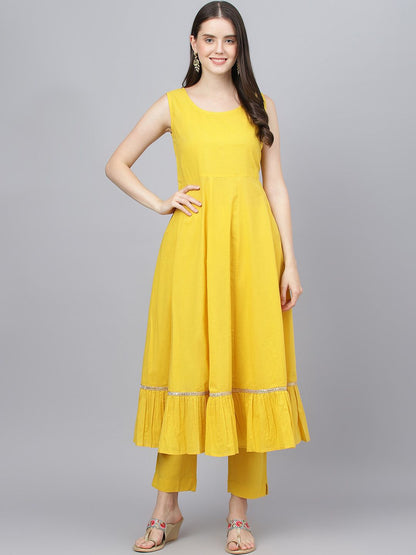 Dhiyona KL Floral Printed Layered Tie Up Neck Pure Cotton Kurta With Trousers & Dupatta