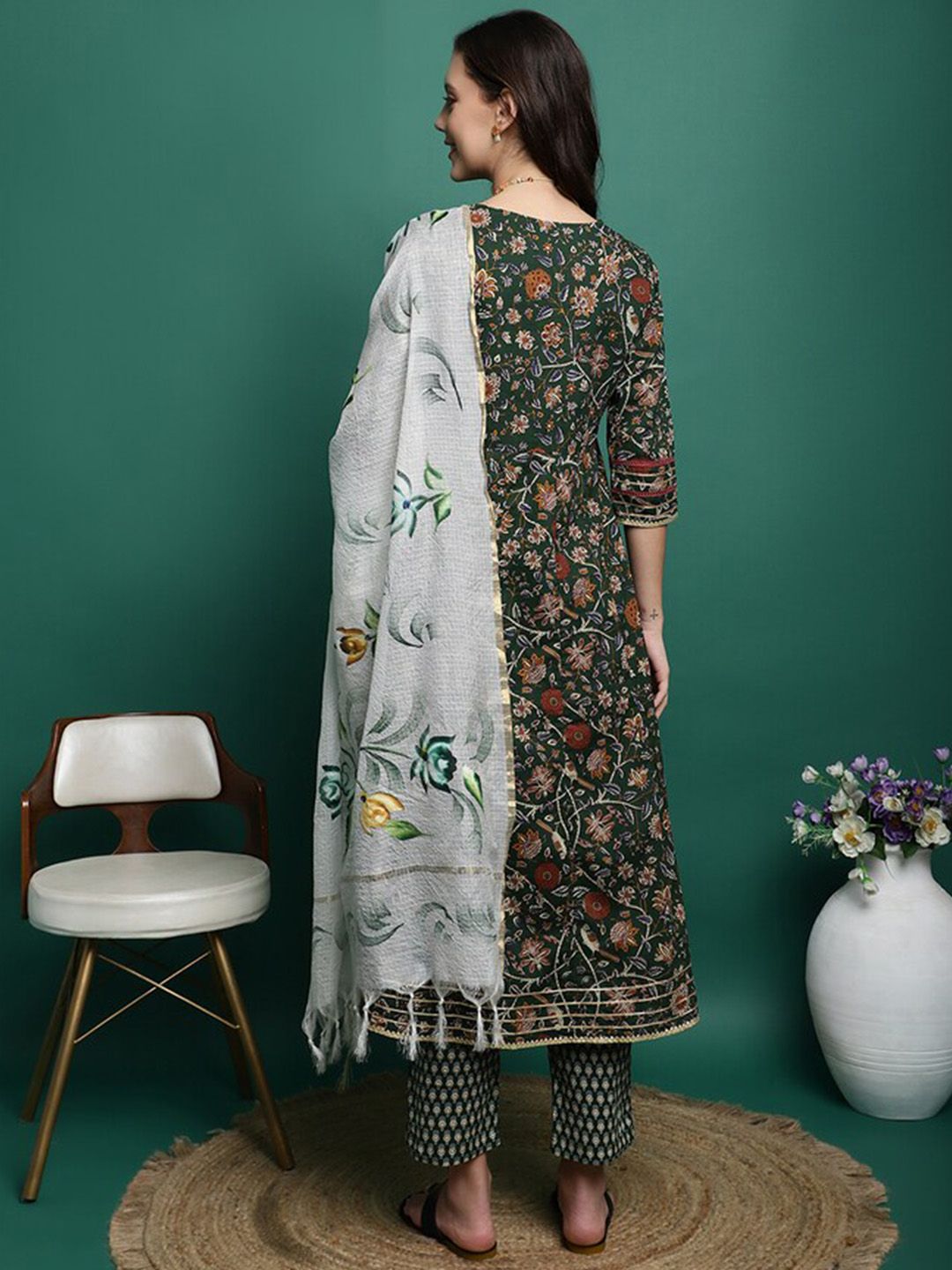 Dhiyona SN Women's Floral Printed Pure Cotton A-Line Kurta With Trousers & Dupatta
