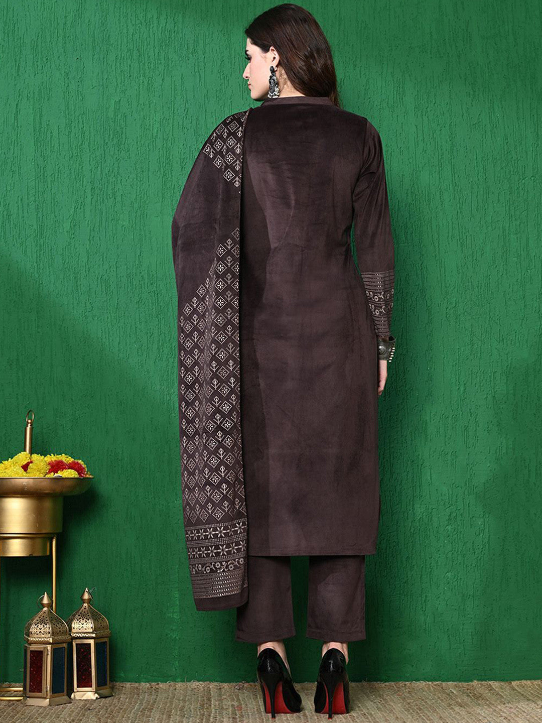 Ethnic Motifs Winter Velvet Straight Kurta & Trouser With Dupatta