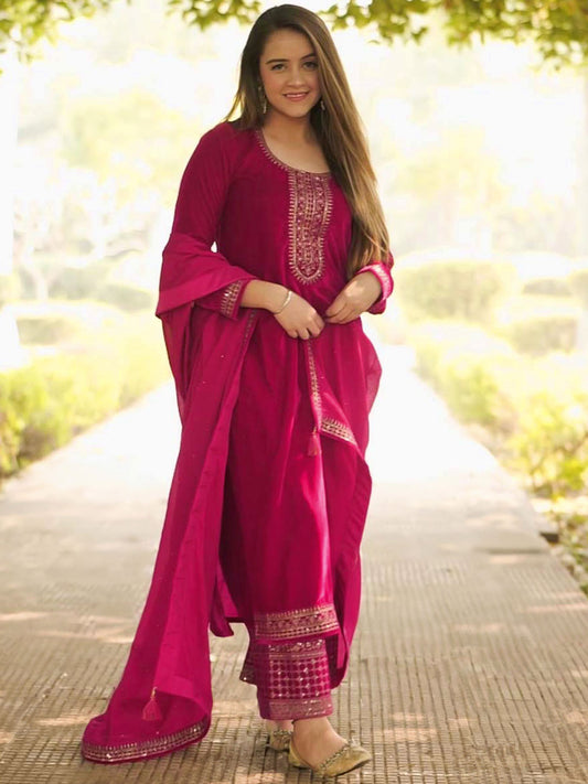 Floral Yoke Design Regular Sequinned Velvet Kurta with Palazzos & Dupatta