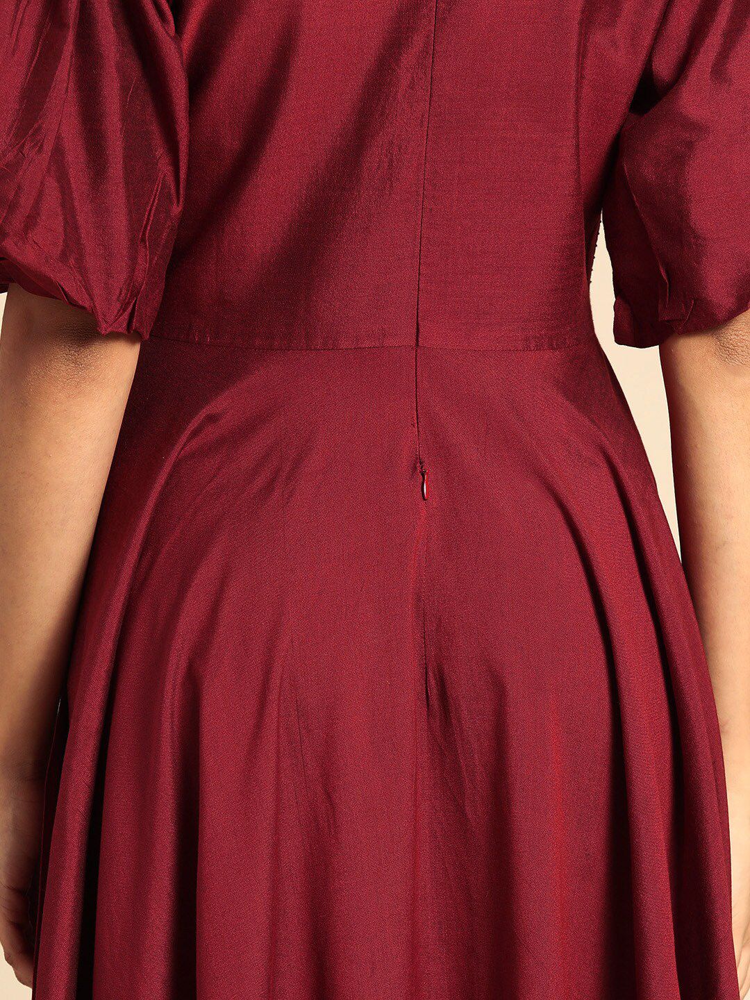 Dhiyona AY Women's Maroon Solid Puff Sleeves V Neck Embroidered Detail Midi Dress