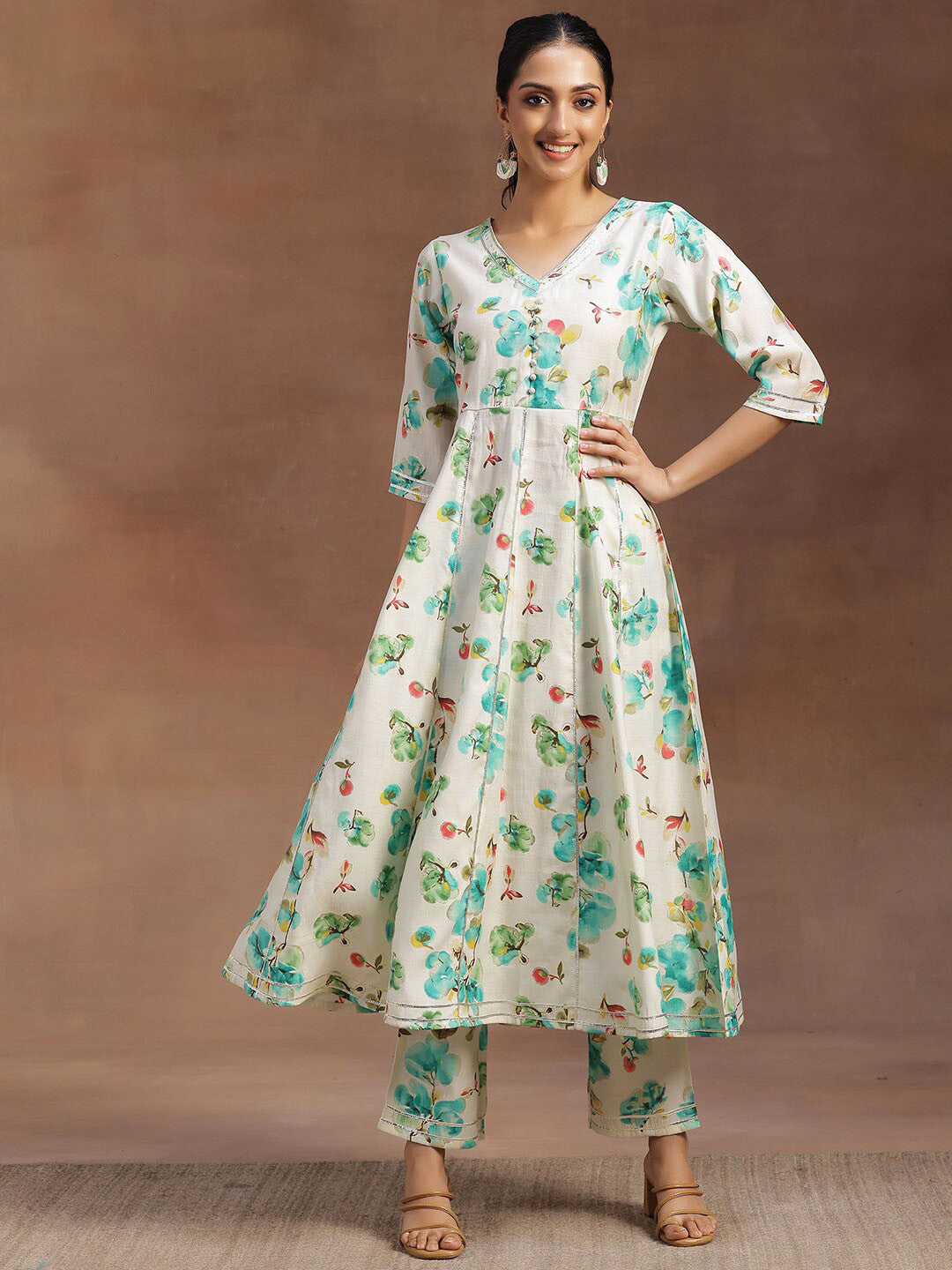 Womens Off White Printed Anarkali Kurta With Trousers