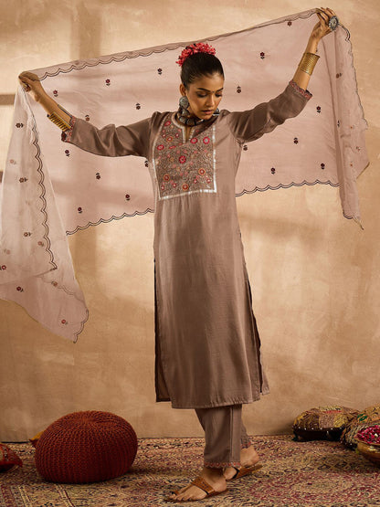 Women Ethnic Motifs Embroidered Regular Thread Work Kurta with Trousers & With Dupatta