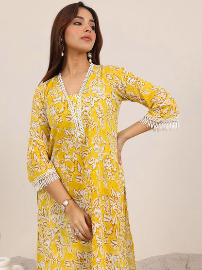 Floral Printed V-Neck Straight Kurta With Trouser