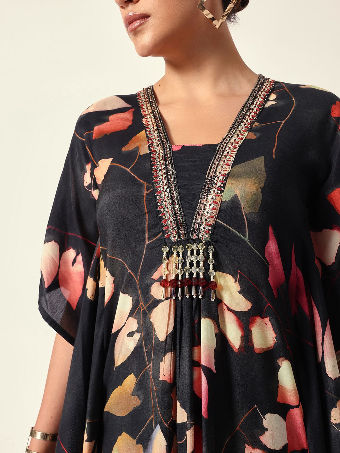 Dhiyona IS Women's Floral Printed Square Neck Sequinned Kaftan Kurta With Trousers
