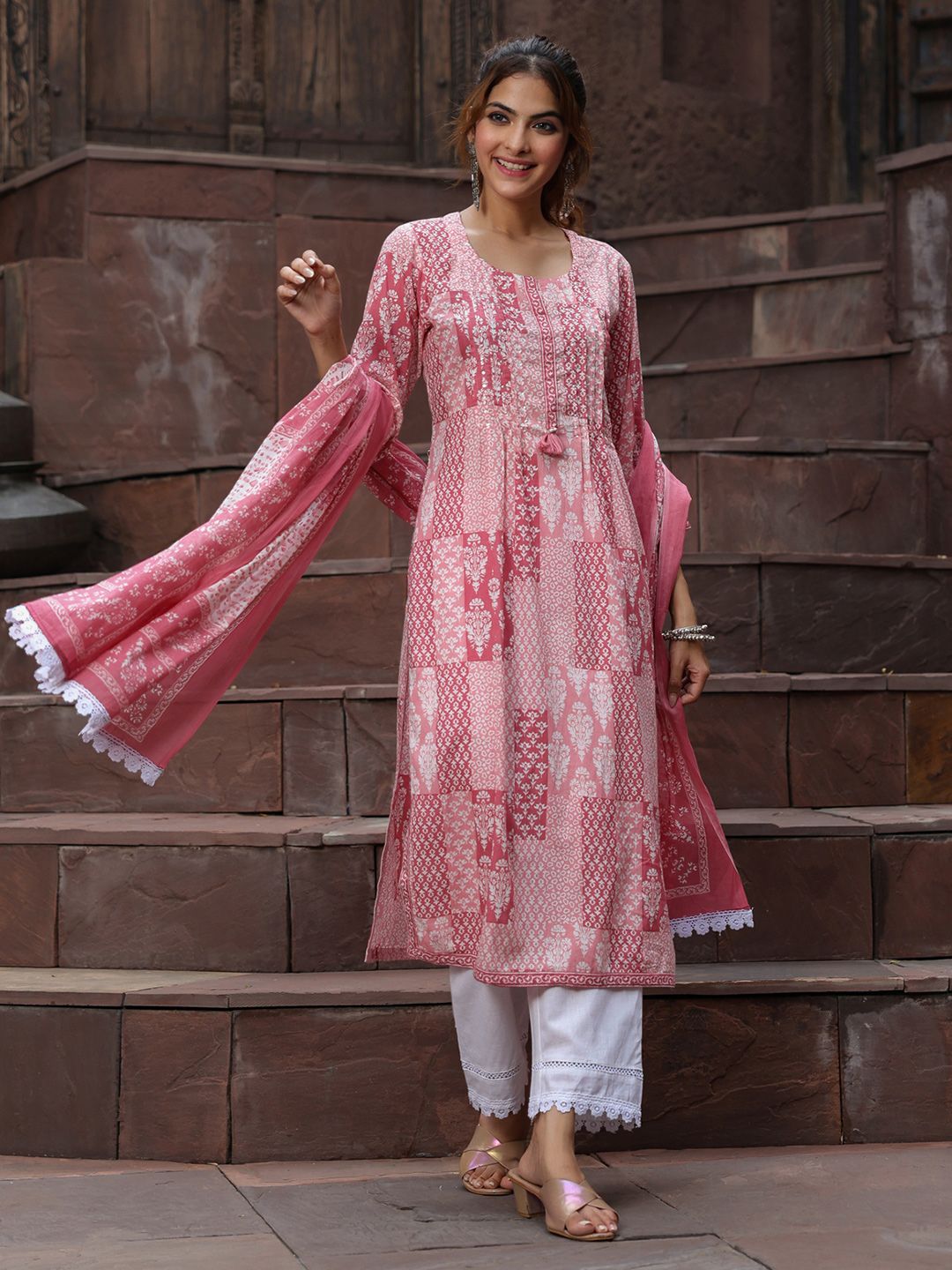 Dhiyona RR Women's Peach-Coloured Ethnic Motifs Printed Sequinned Pure Cotton Kurta with Trousers & With
