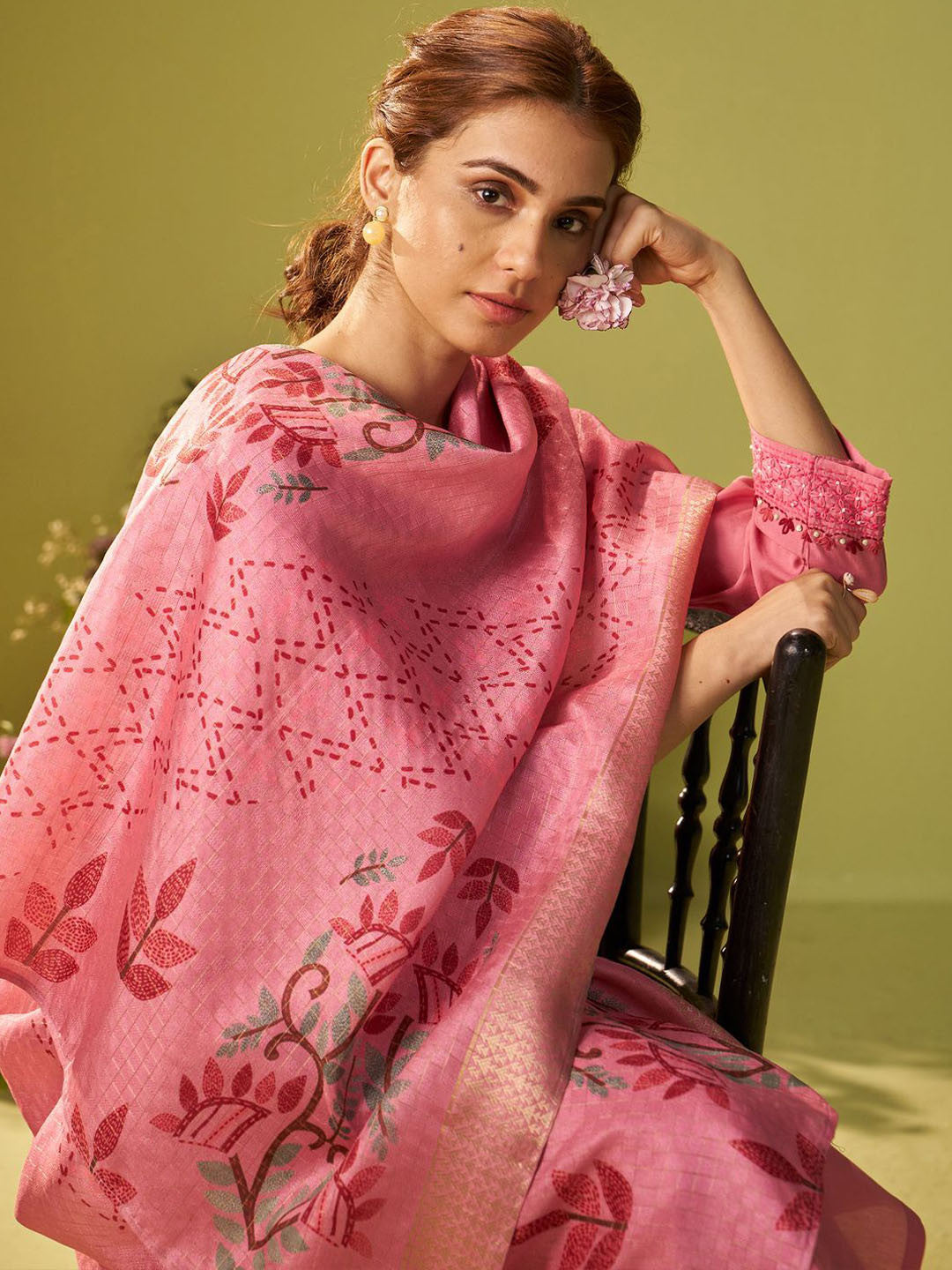 Women Floral Embroidered Kurta with Trousers & Dupatta