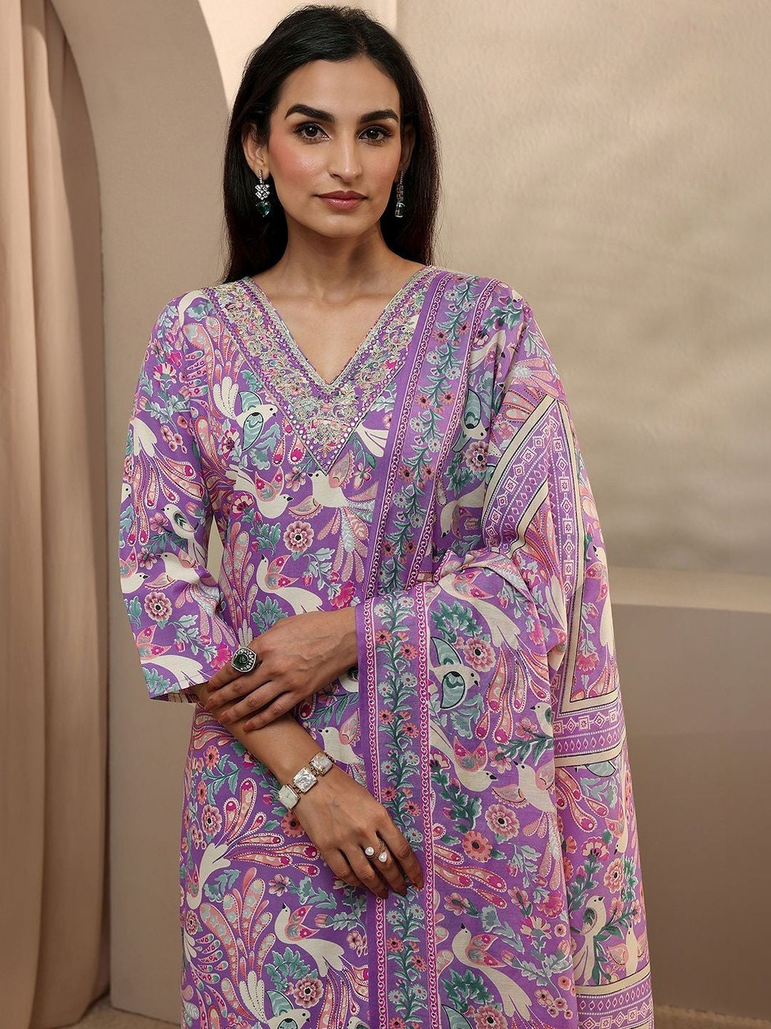 Women Ethnic Motifs Printed Regular Thread Work Kurta with Trousers & With Dupatta