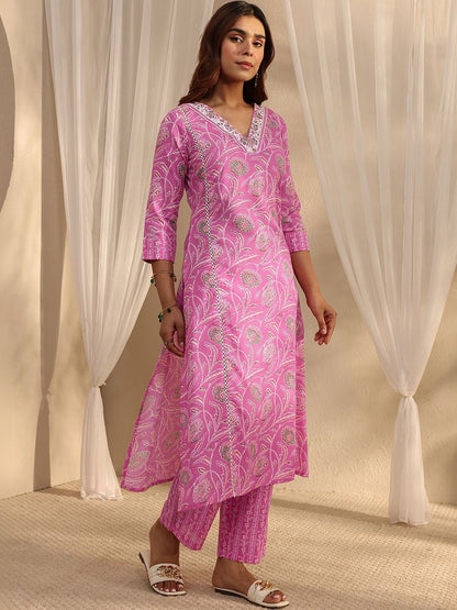 Women Floral Printed Regular Thread Work Kurta with Trousers & With Dupatta