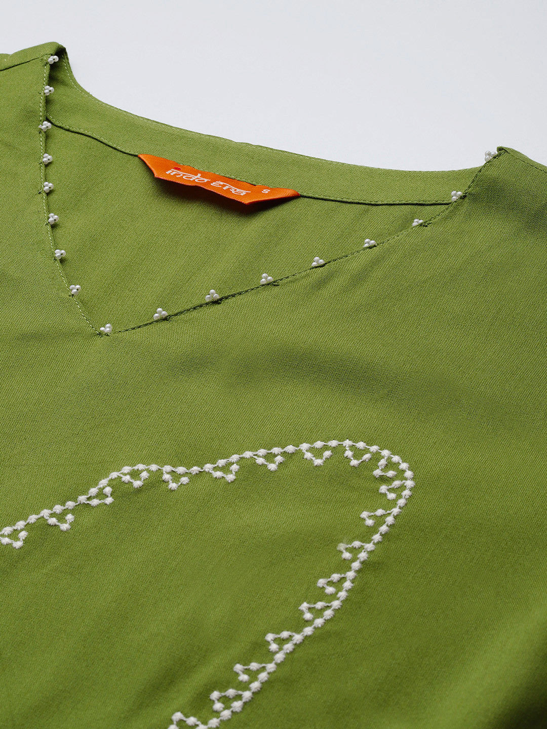Women Floral Embroidered Thread Work Kurta with Palazzos