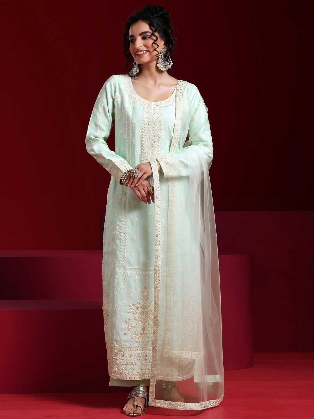 Dhiyona LL Floral Embroidered Regular Sequinned Kurta with Palazzos & With Dupatta