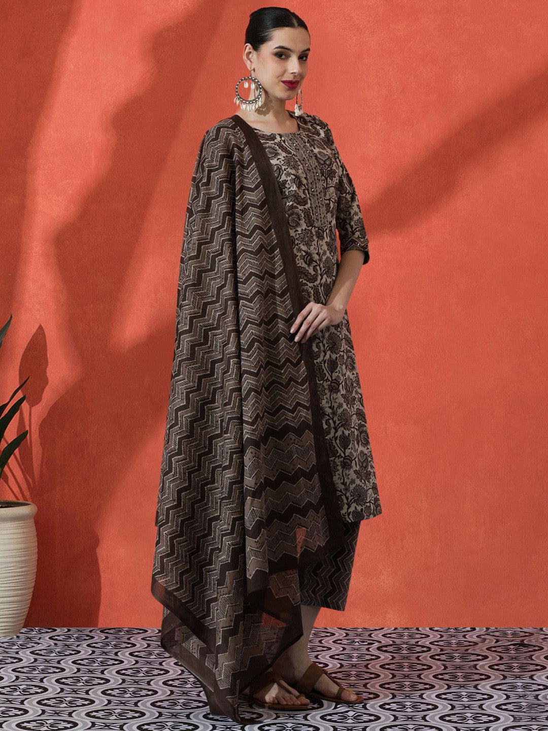 Floral Embroidered Straight Pure Cotton Kurta With Trousers & Dupatta