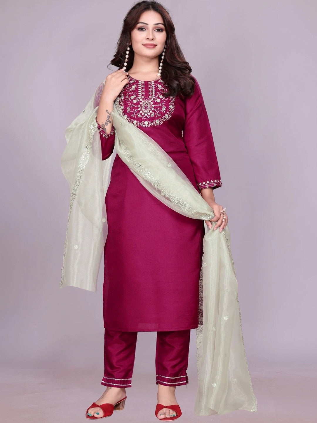 Women Ethnic Motifs Embroidered Regular Thread Work Kurta with Trousers & With Dupatta