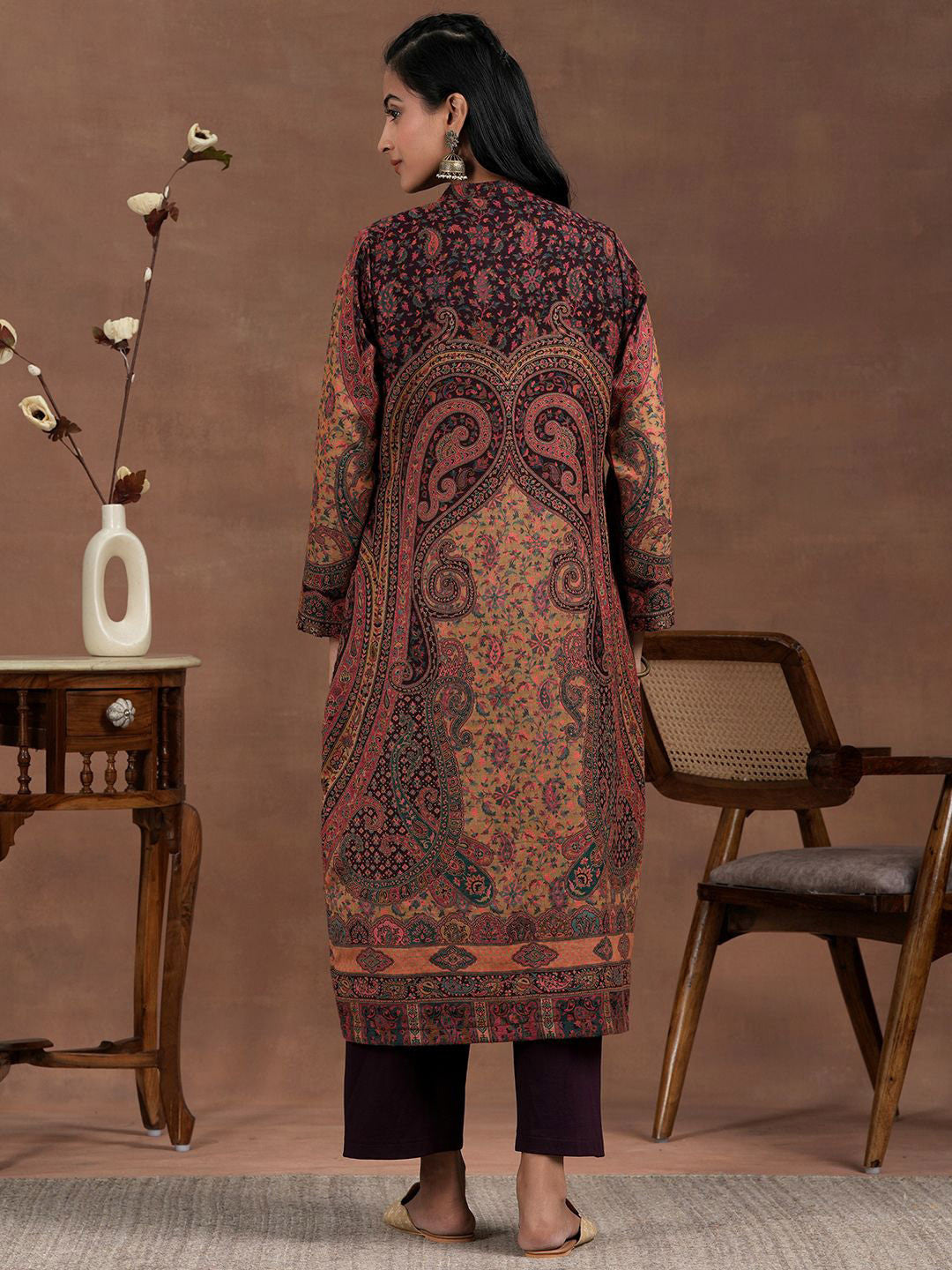 Women Ethnic Motifs Printed Regular Thread Work Kurta with Trousers