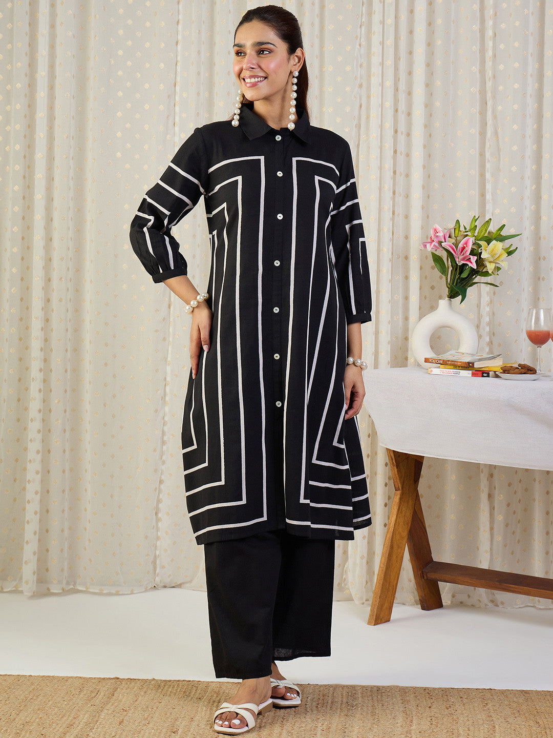 Women Printed Regular Kurta with Palazzos