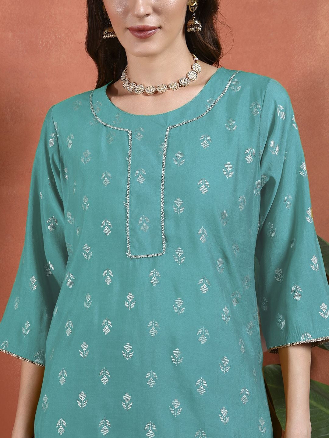 Women Ethnic Motifs Printed Regular Kurta with Trousers
