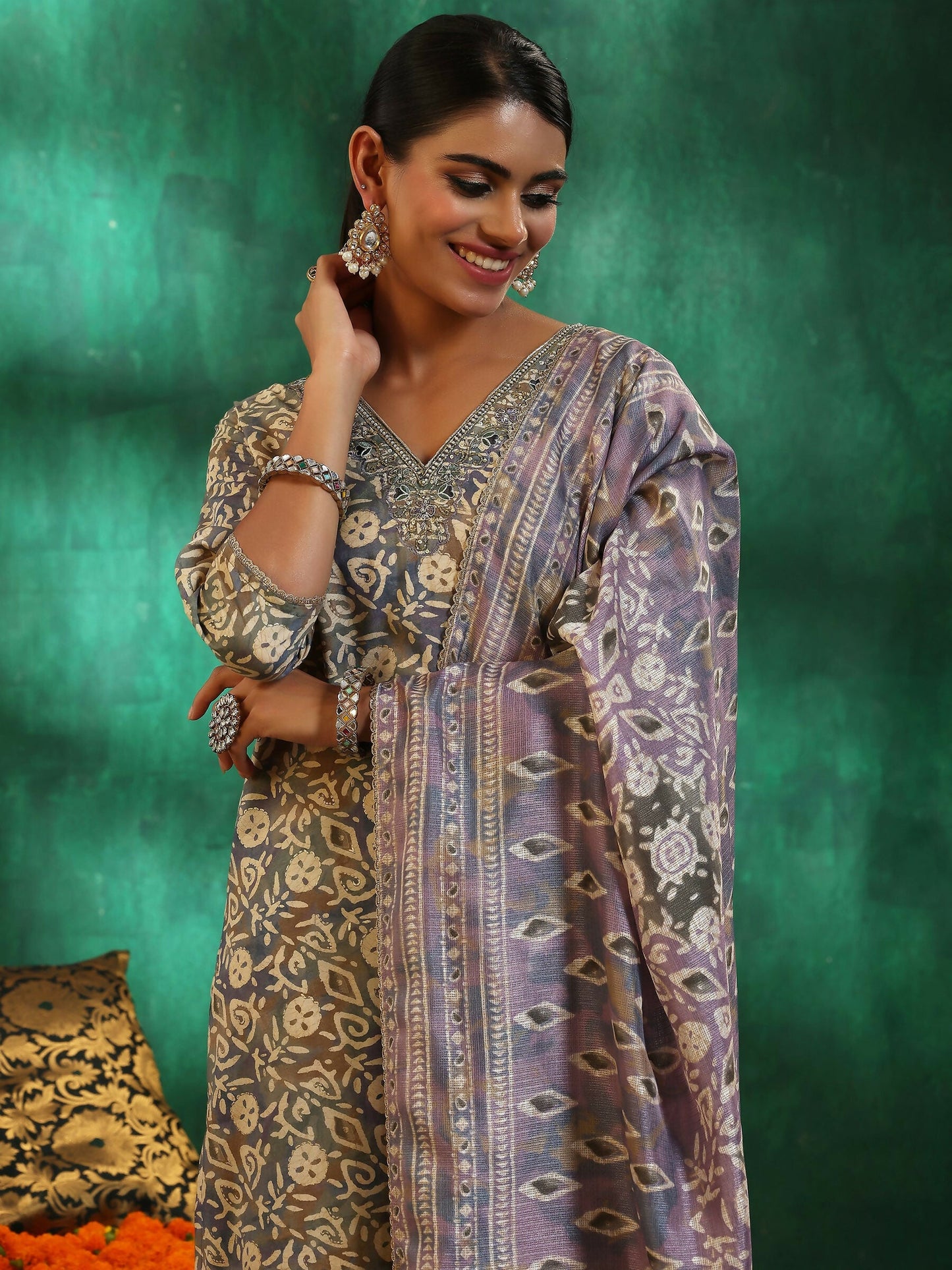 Women's LB Mauve Printed Silk Blend Straight Suit With Dupatta