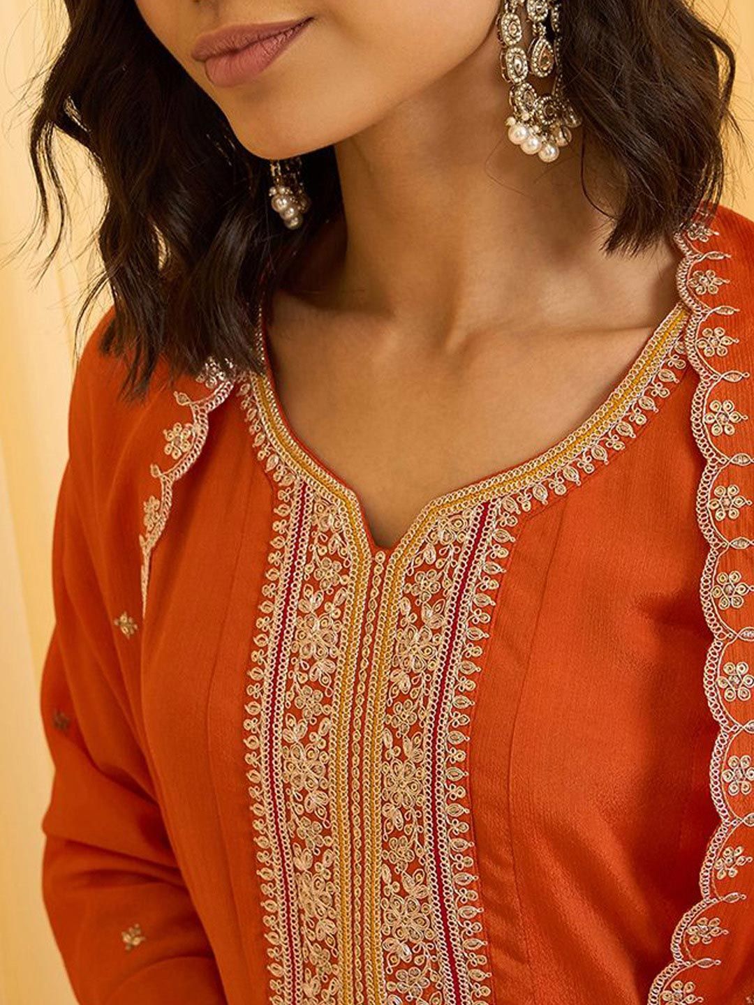 Dhiyona CH Ethnic Motifs Yoke Design Pleated Sequinned A-Line Kurta With Trousers & Dupatta