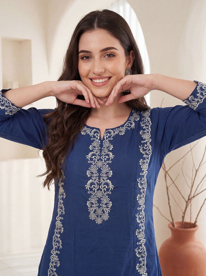 Women Ethnic Motifs Embroidered Regular Thread Work Pure Cotton Kurta with Trousers