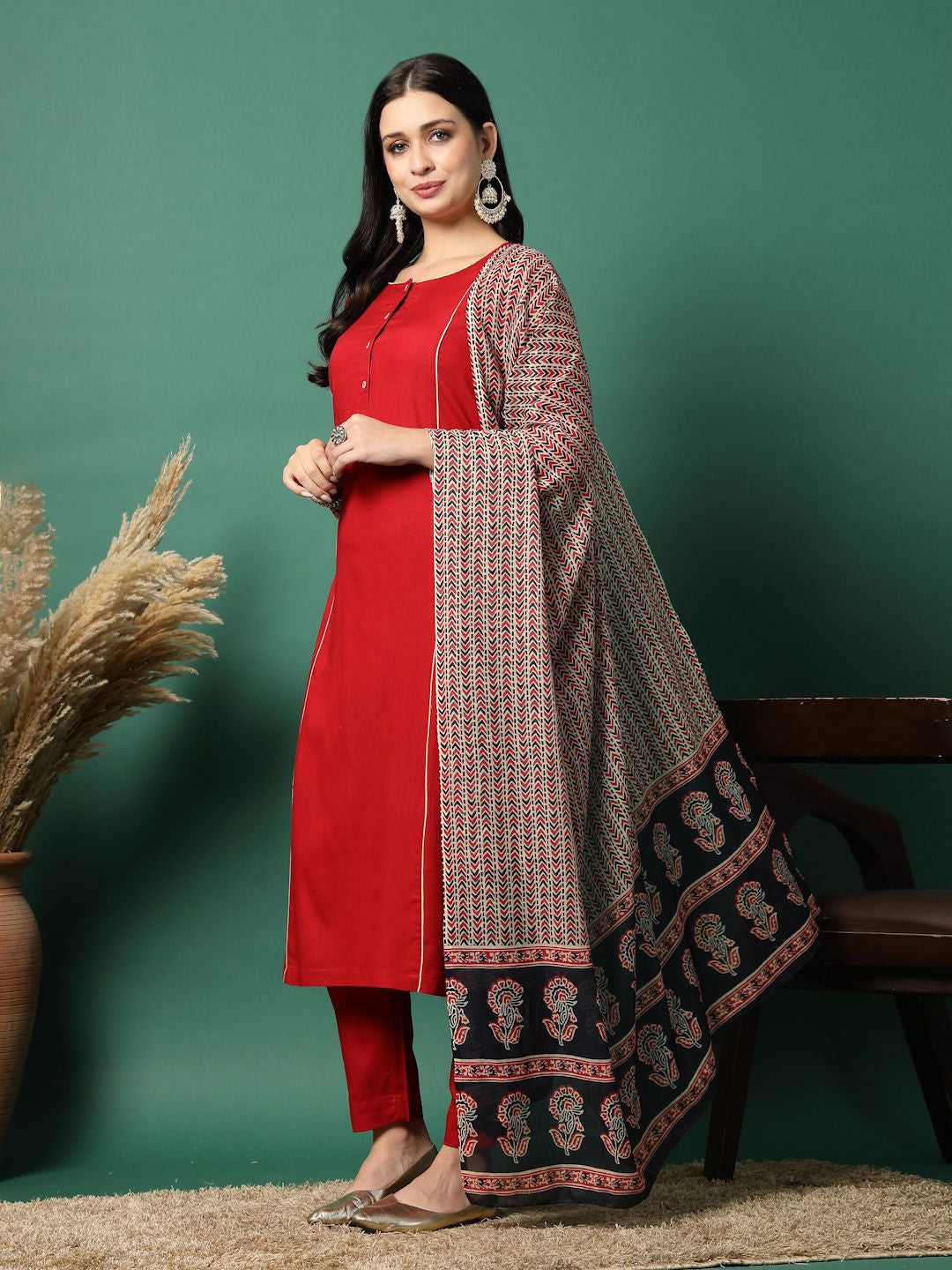 Panelled Straight Kurta & Trouser With Printed Dupatta