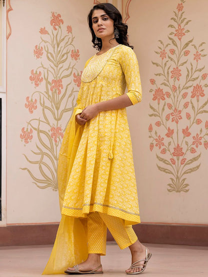 Dhiyona KL Floral Printed Mirror Work Anarkali Pure Cotton Kurta With Trousers & Dupatta