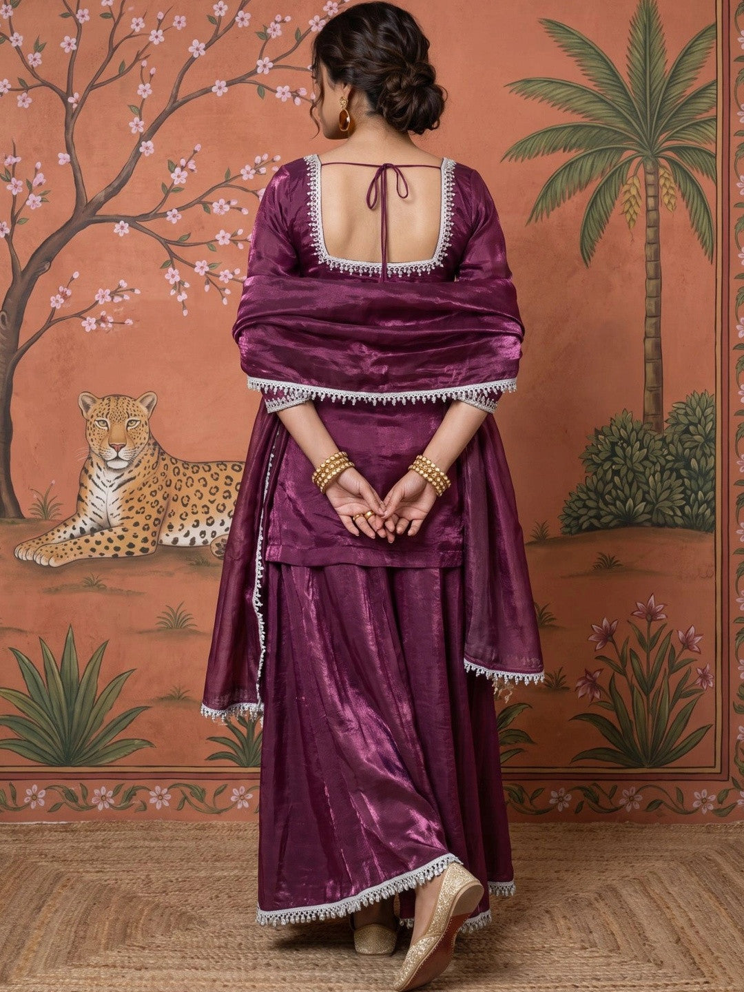 Women Regular Thread Work Kurta with Palazzos & With Dupatta