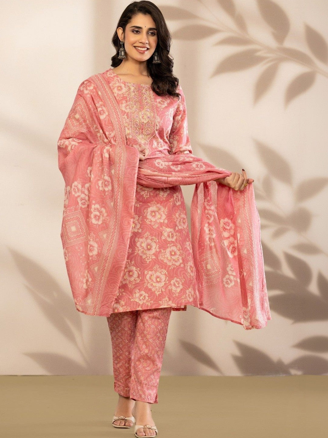 Women Floral Printed Regular Thread Work Pure Cotton Kurta with Trousers & With Dupatta